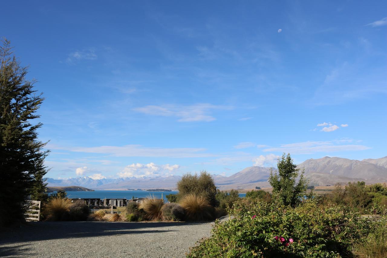 The Black House With Stunning Outdoor Bath Villa Lake Tekapo Exterior photo