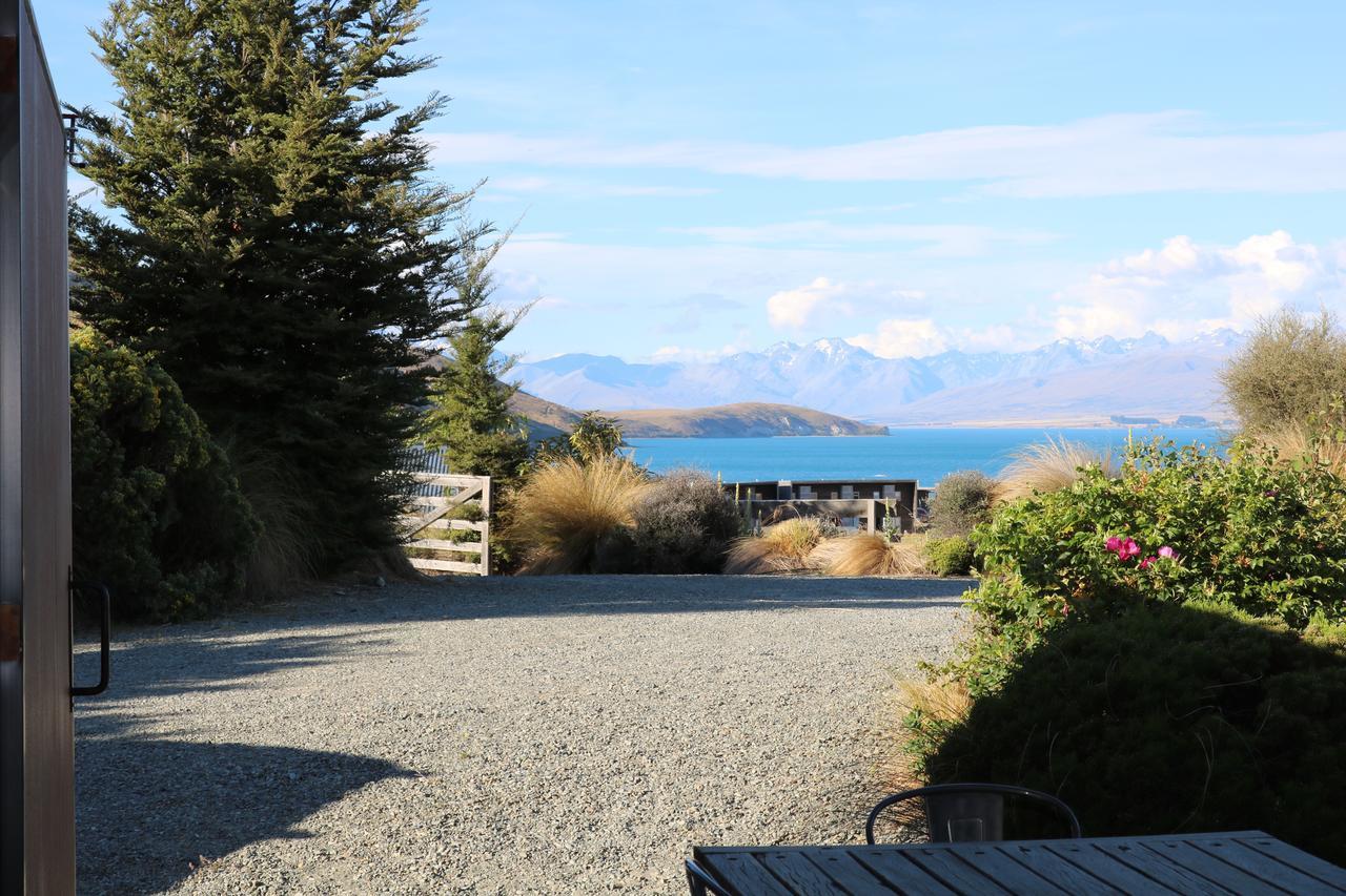 The Black House With Stunning Outdoor Bath Villa Lake Tekapo Exterior photo